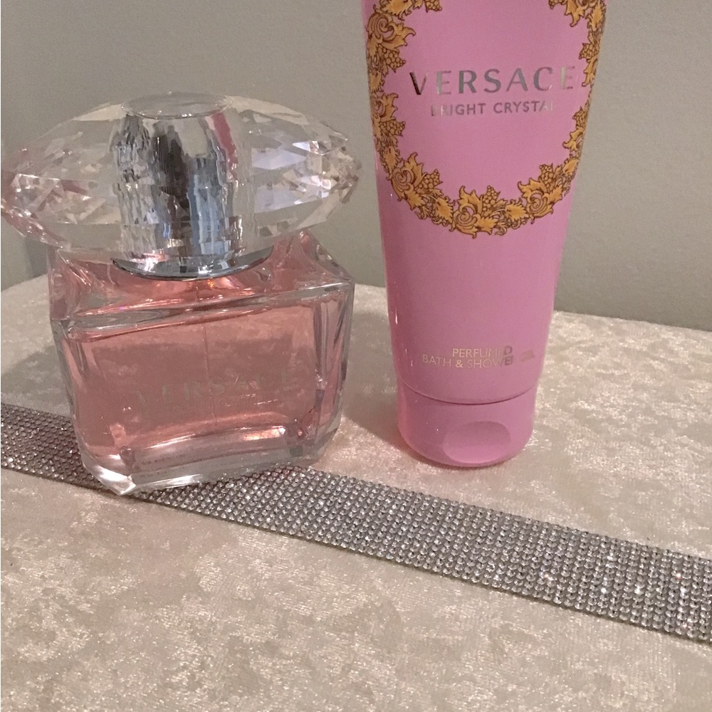 Beautiful Versace bundle - Picture 3 of 6